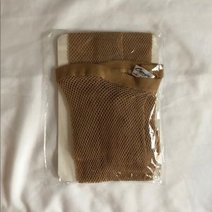 Capezio Tan Fishnet SeamlessTights